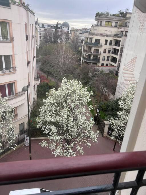 Studio A Deux Pas De Paris Διαμέρισμα Λεβαλουά Περέ Εξωτερικό φωτογραφία